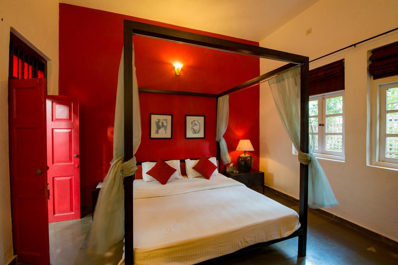 Waters Boutique Hotel By Spectrum Holiday GOA Exteriör bild