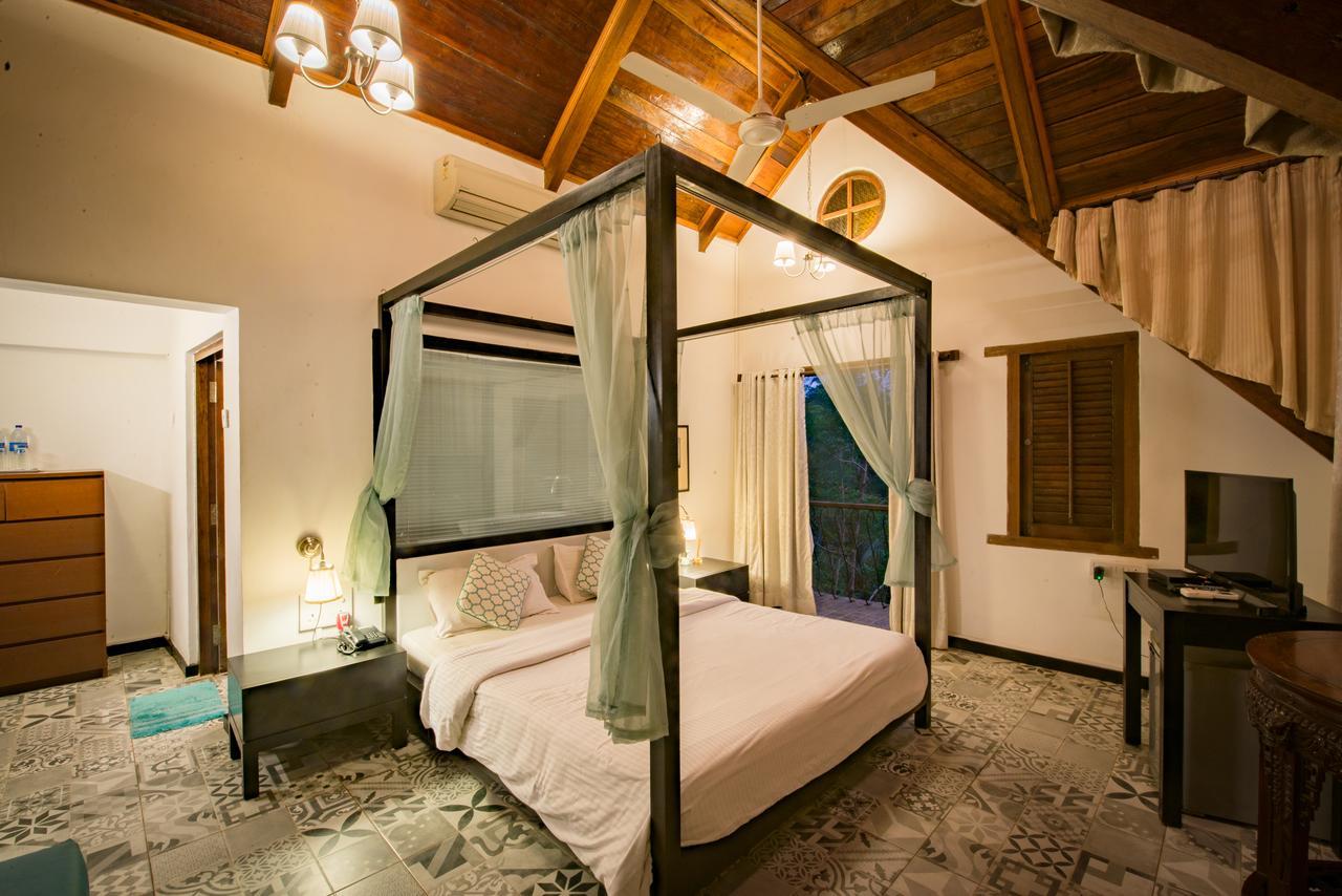 Waters Boutique Hotel By Spectrum Holiday GOA Exteriör bild