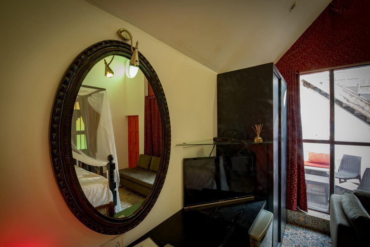 Waters Boutique Hotel By Spectrum Holiday GOA Exteriör bild